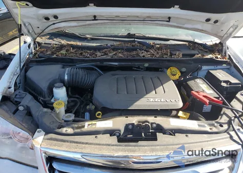 2016 Chrysler Town & Country Touring from USA, damaged, VIN 2C4RC1BG8GR193500